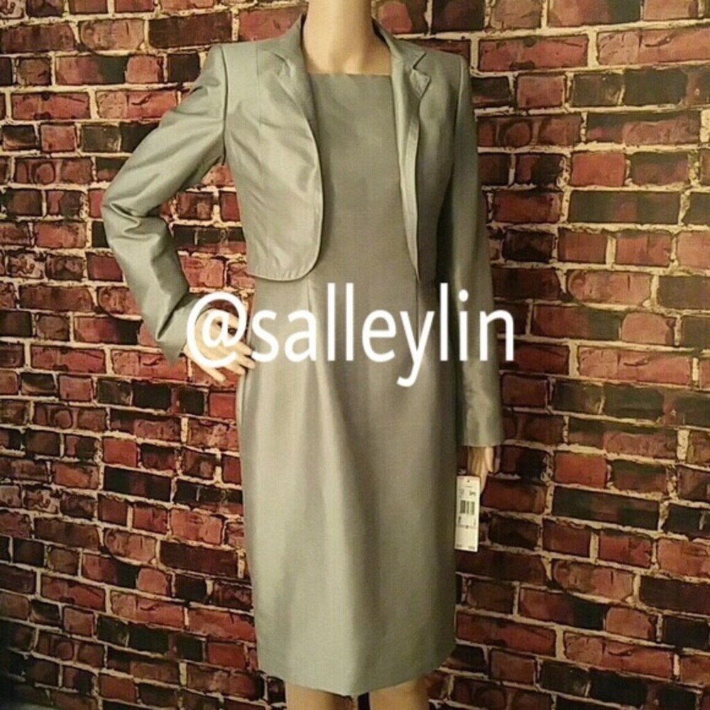 🔵 🥳Host Pick🥳Anne Klein Two Piece Suit